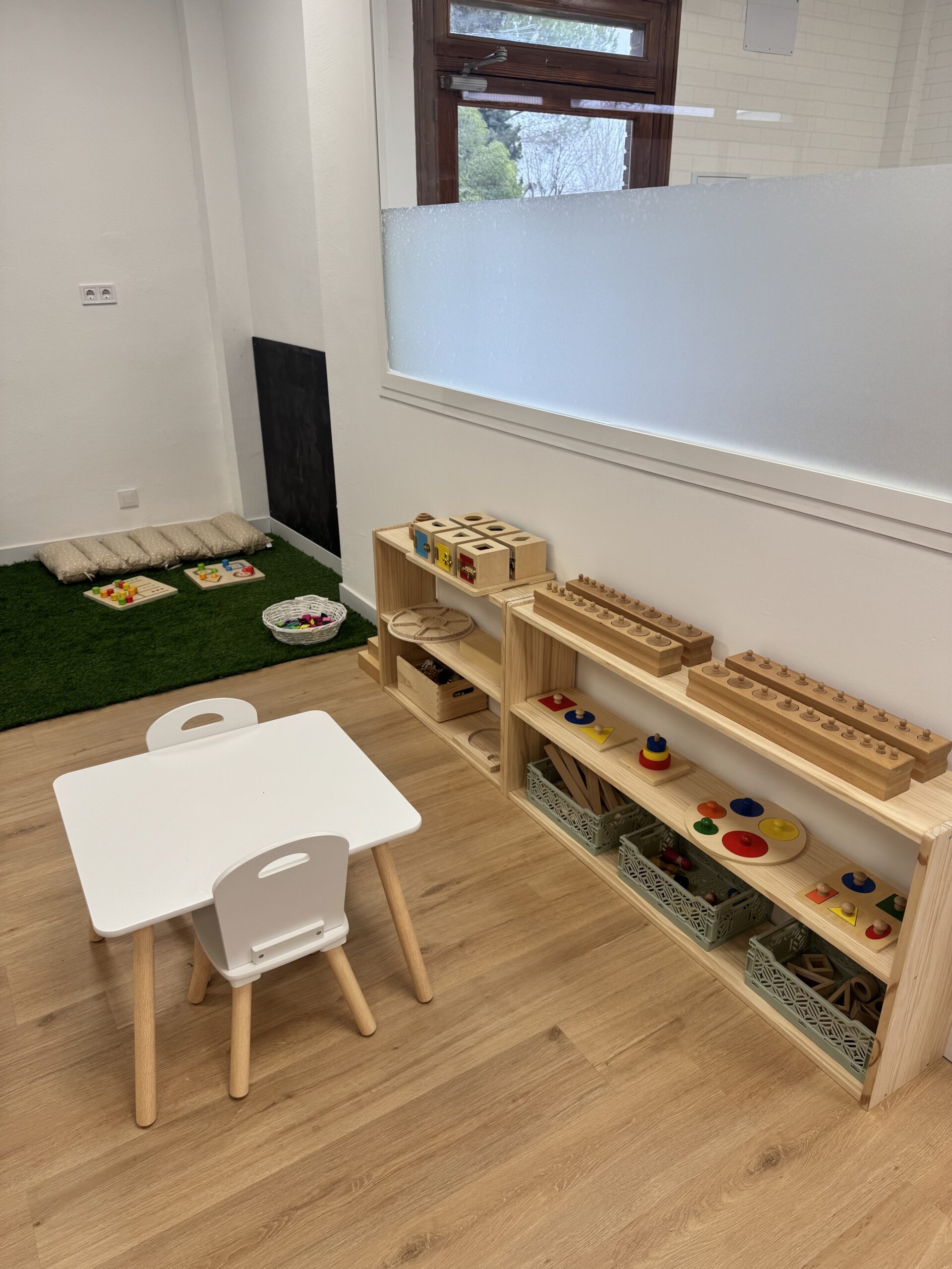 Baby Lingual home